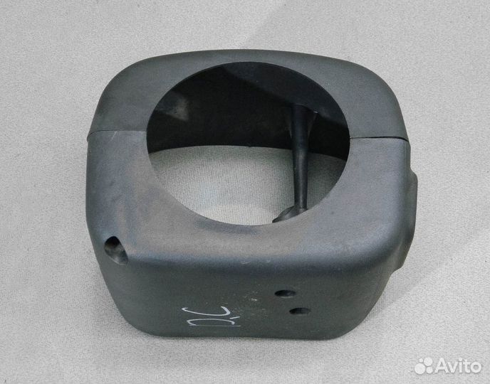 Кожух подрулевой Dodge Caravan 4