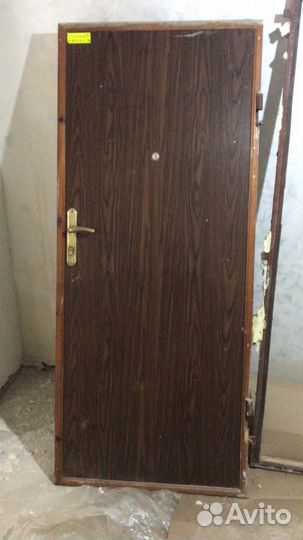 Дверь металлическая