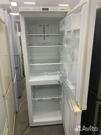 Холодильник Samsung rl33ebsw