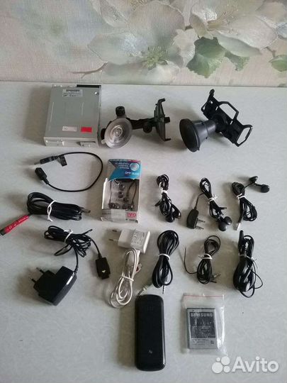 Телефон.Зарядники,Наушники.Видеорегистратор