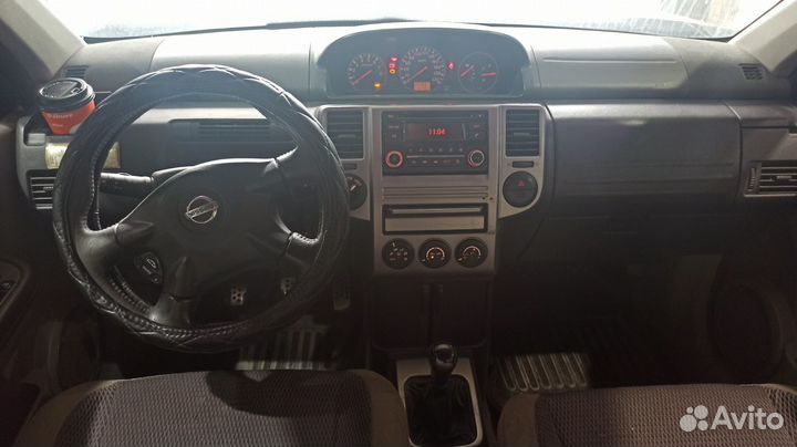 Воздухозаборник Nissan X-Trail 165568H303