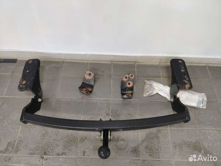 Фаркоп (прицепное устройство) Тойота рав 4 13-19гг