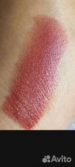 Помада Estee Lauder Pure Color