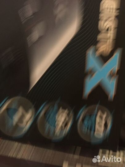 Приставка сега с 200 играми и 2 джойстиками