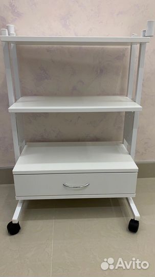 Столик для косметолога