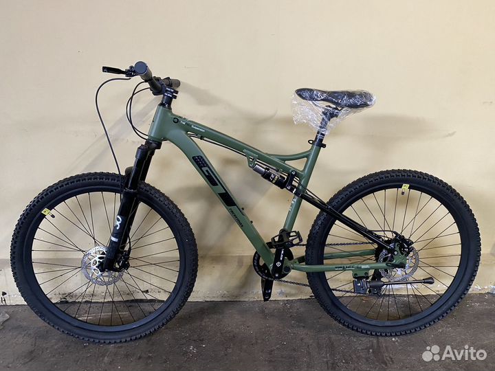 Велосипед GT Racermax GT513