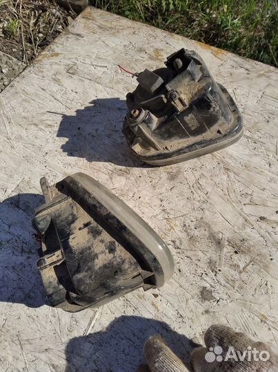 Противотуманная фара Ниссан Альмера n16