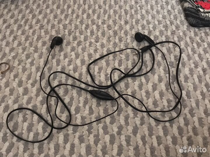 Наушникики