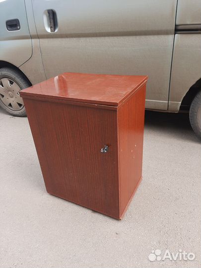 Швейная машинка Чайка 142 м