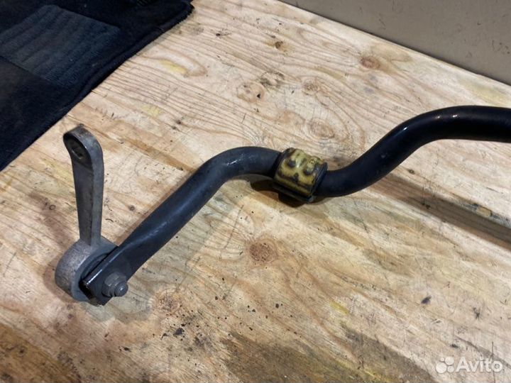 Стабилизатор передний Mercedes-Benz E-Class W211