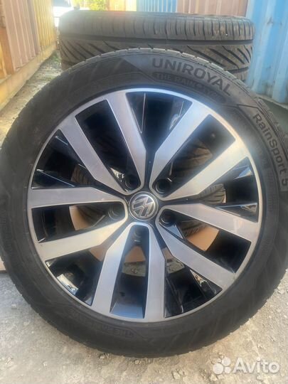 R18 Uniroyal RainSport 5 255/45, PCD 5x120 DIA 72.6