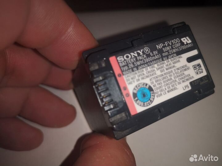 Аккумуляторная батарея Sony NP-FV100