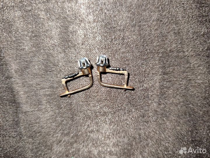 Золотые серьги