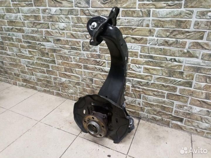 Кулак поворотный задний правый BMW X1