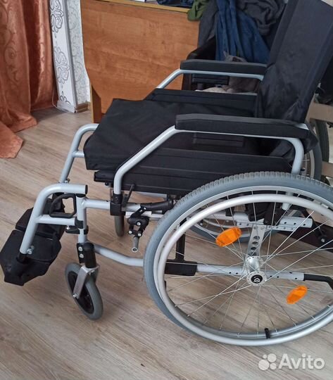 Инвалидная коляска новая