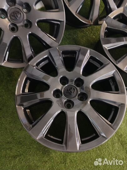 Диски литые Toyota R17 5x114.3