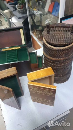 Шкатулки из дерева камня фарфора металла СССР