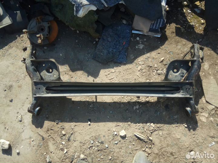 Балка задняя Ниссан Альмера G15