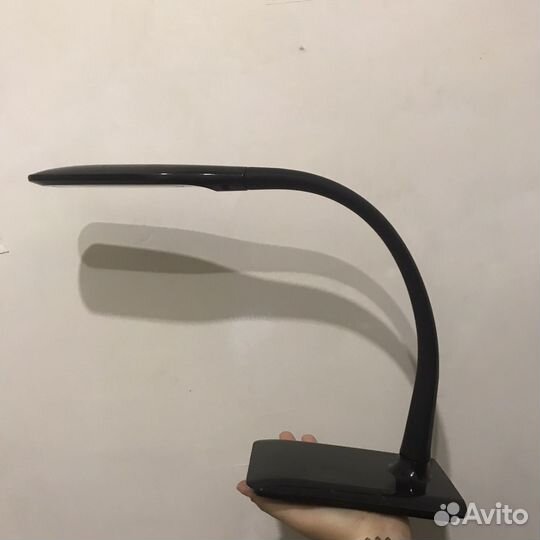 Лампа настольная