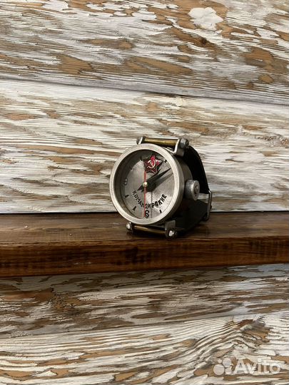 Часы настольные