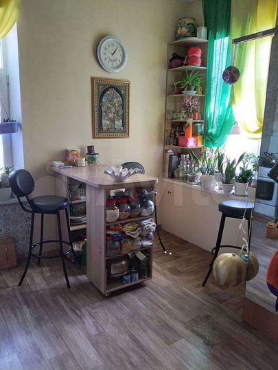 2-к. квартира, 47 м², 3/3 эт.