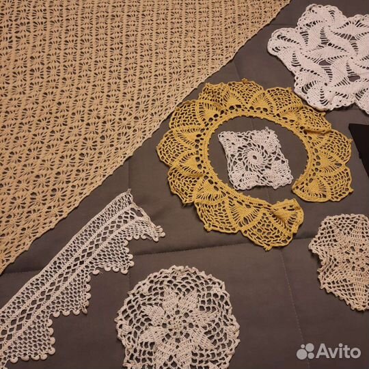 Шаль, воротник,салфетки вязаные