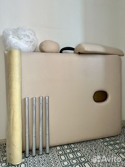 Массажный стол кушетка с вырезом