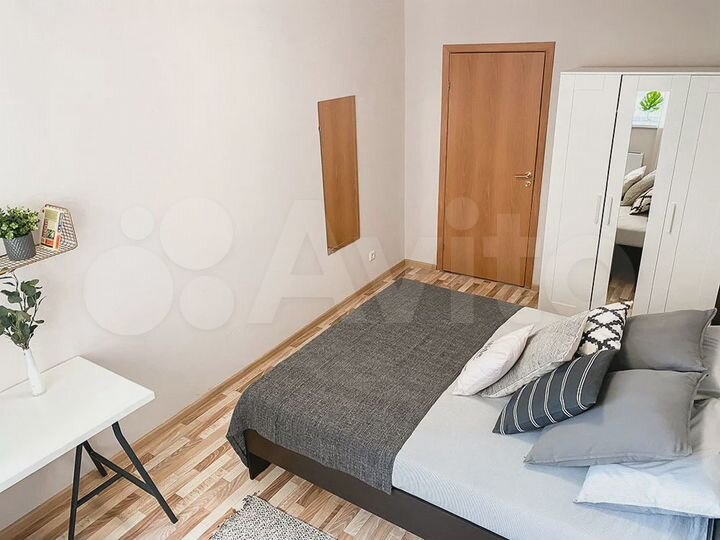 Комната 17 м² в 3-к., 15/32 эт.