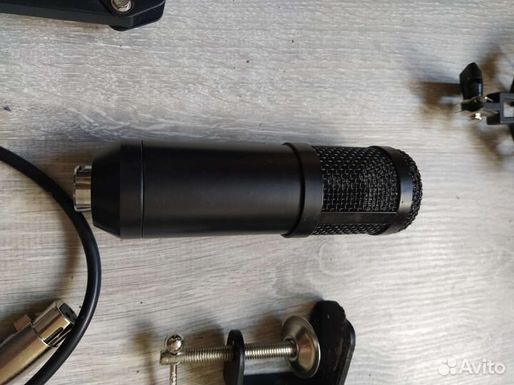 Микрофон для трансляций