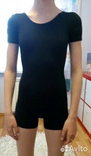 Купальник шортами новый