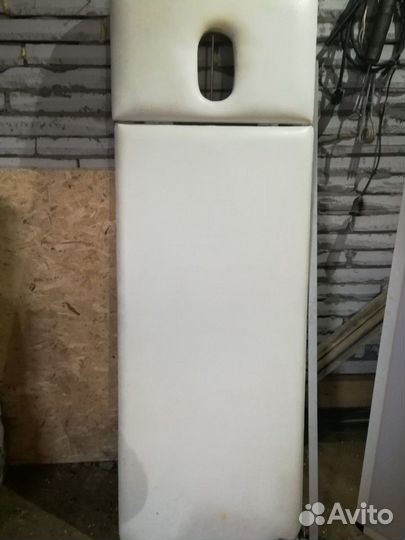 Массажный стол