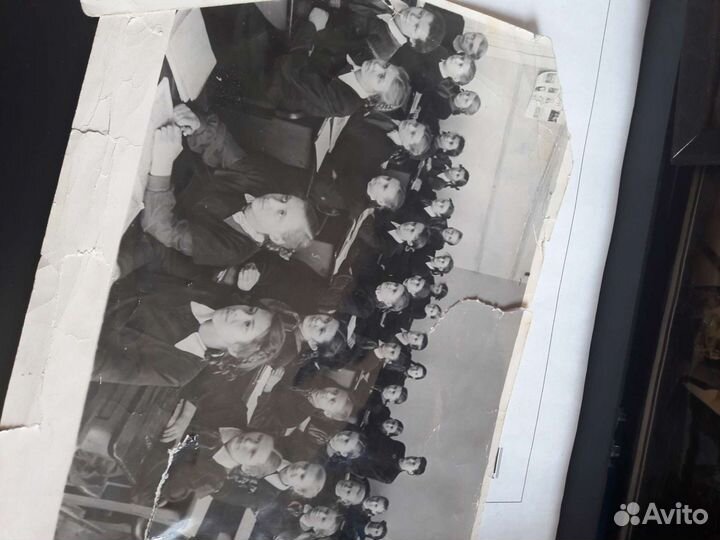 Старые фотографии, фоторамка железная