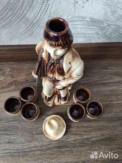 Набор бутылка и стопки