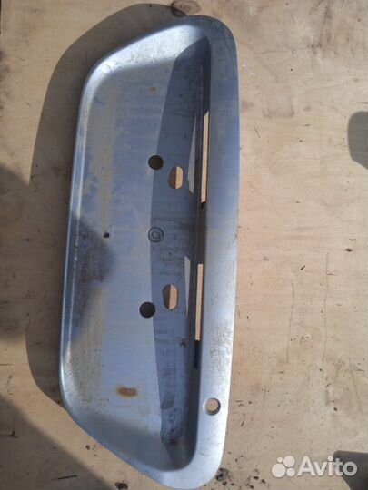 Накладка крышки багажника Mitsubishi Lancer 9 4G18