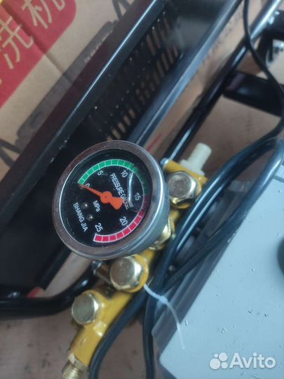 Мойка высокого давления 1,6 кВт новая