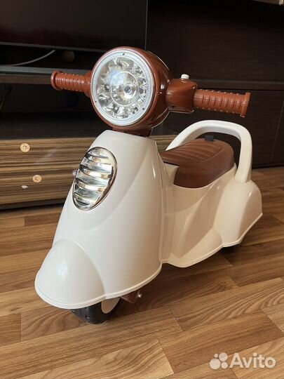 Пушкар каталка трицикл