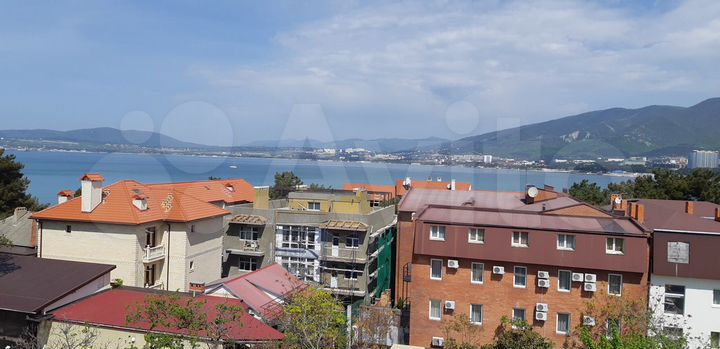 Комната 12 м² в > 9-к., 3/3 эт.