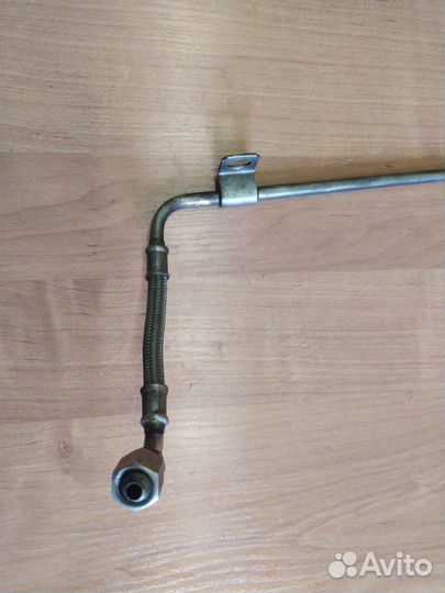 Трубка подачи масла турбины Volkswagen Passat B5