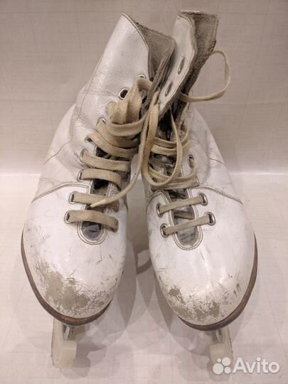 Коньки для фигурного катания и коньки канадки