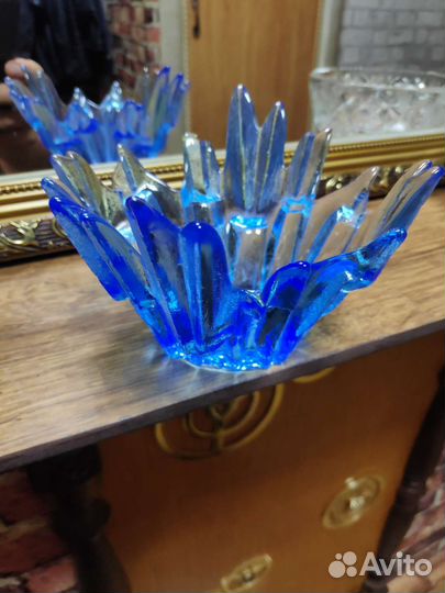 Стеклянная ваза