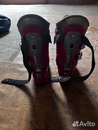 Горнолыжные ботинки