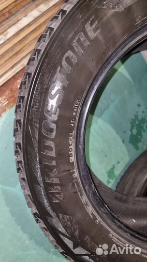 Bridgestone Blizzak DM-V2 255/60 R18