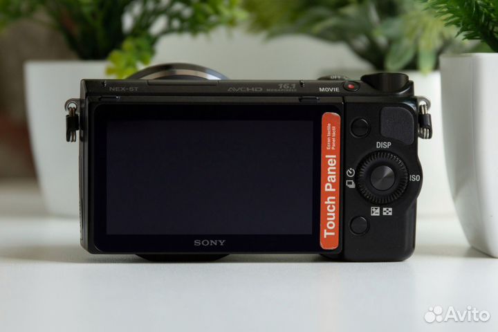 Sony NEX-5T Kit + Суперкомплект