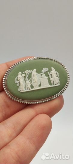 Брошь Wedgwood Jasperware, Англия, сер. XX в. №1