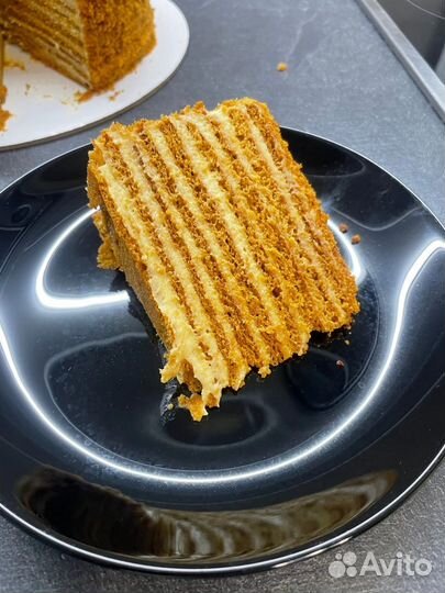 Торт медовик на заказ