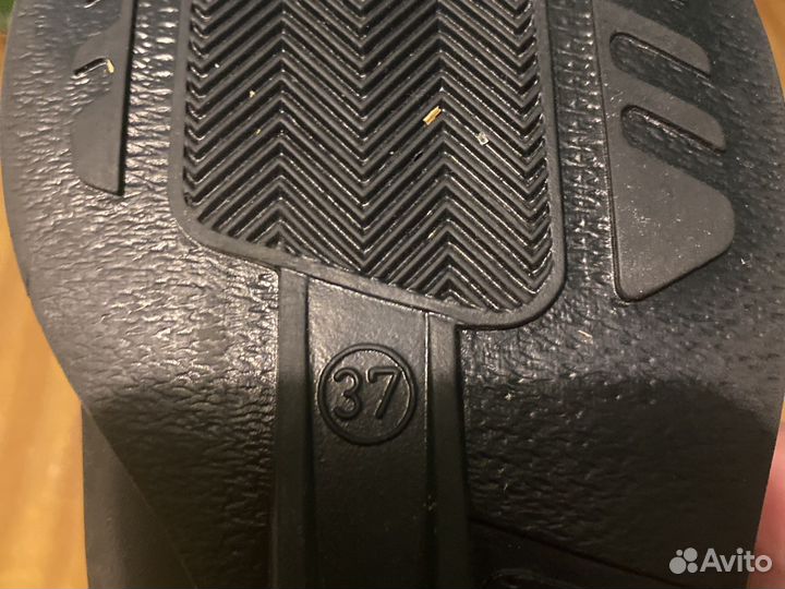 Беговые лыжи б/у с палками