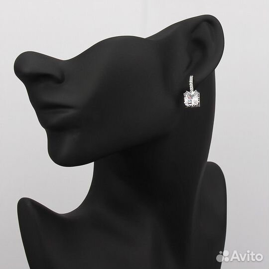 Серьги с искусственными цирконами. Новые