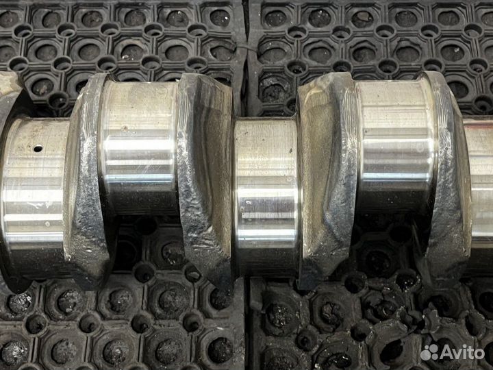 Коленвал MX340U1 даф