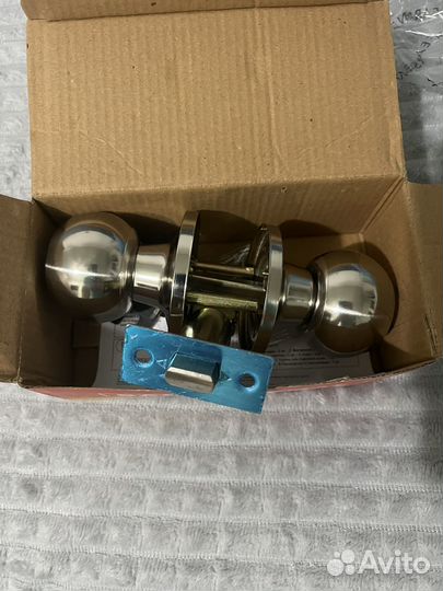 Дверная ручка