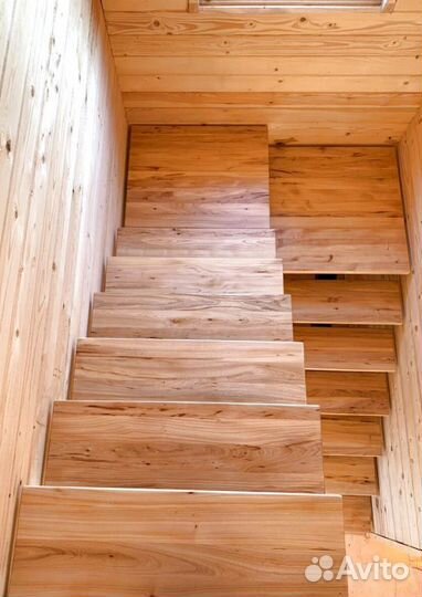 Лестница для загородного дома